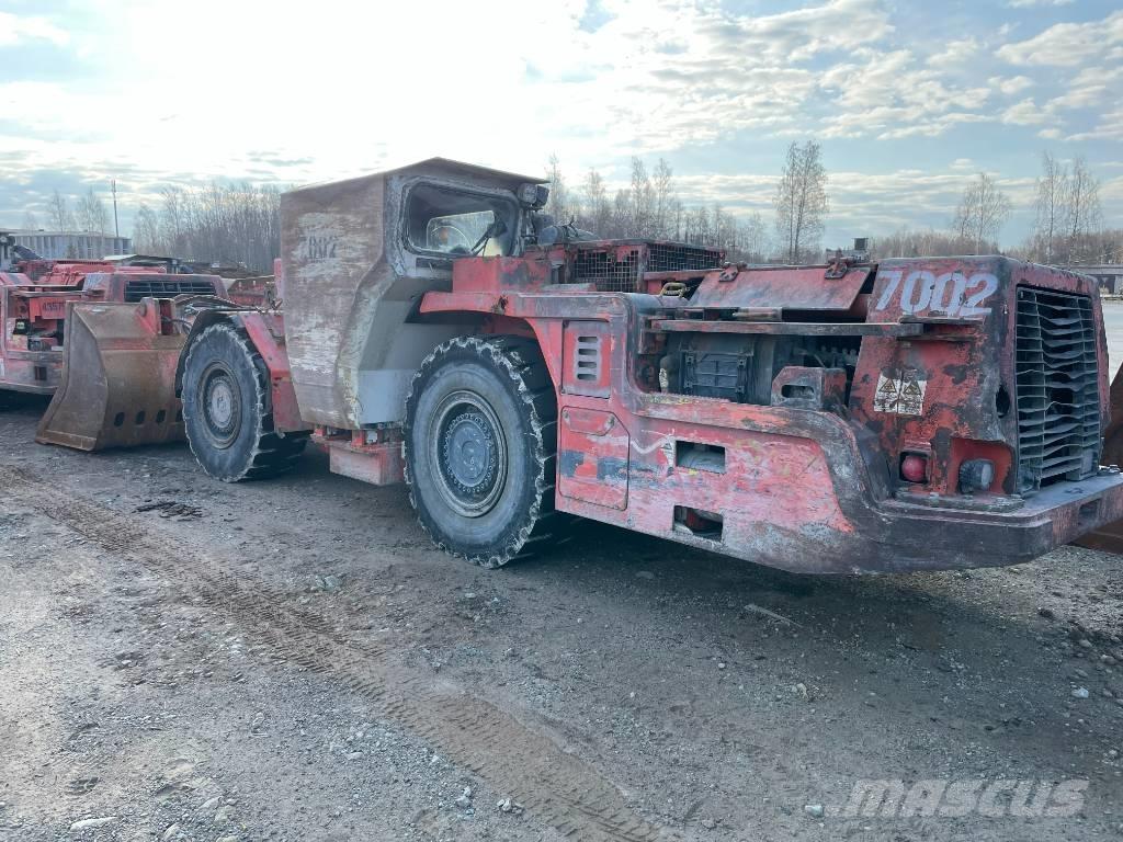 Sandvik LH 307 地下装载机