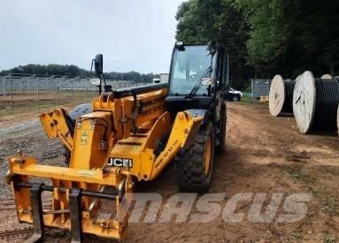 JCB 540-140 伸缩臂叉装车|叉装车