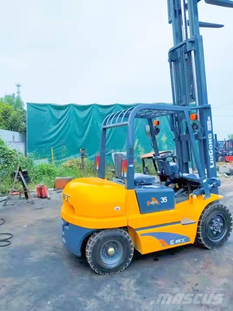 LiuGong CPC 35 柴油叉车