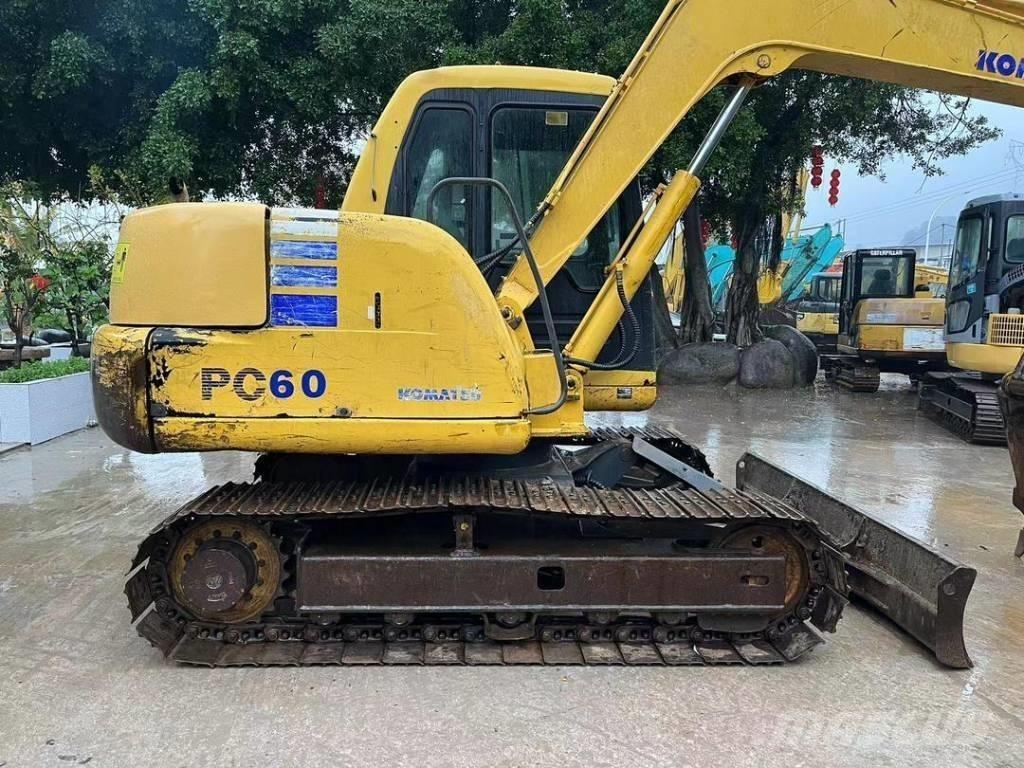 Komatsu PC 60-7 小型挖掘机