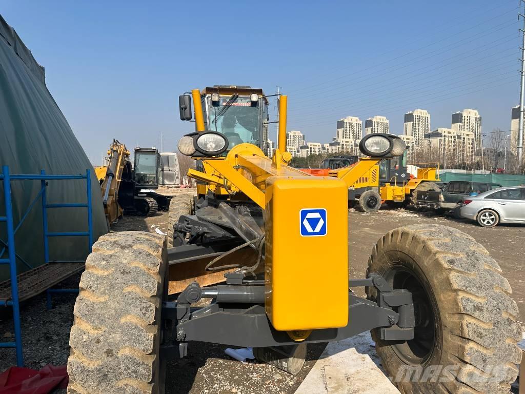 XCMG GR 180 平地机/推土机