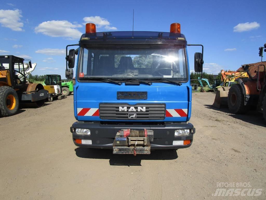 MAN LE 220 自卸式货车