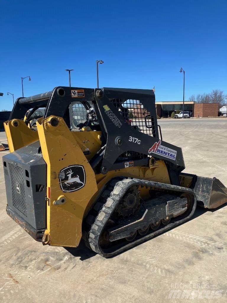 DEERE 317 G 滑移装载机