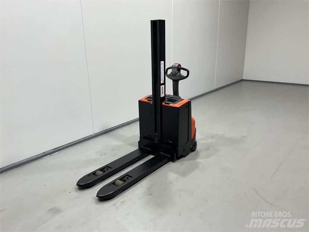 BT SWE080L 行走式堆垛机