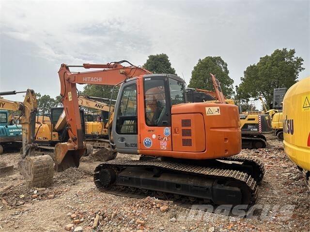 Hitachi ZX138 履带挖掘机