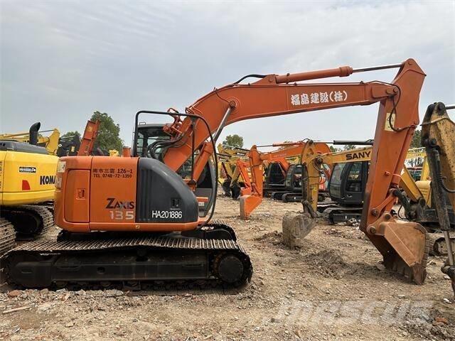 Hitachi ZX138 履带挖掘机