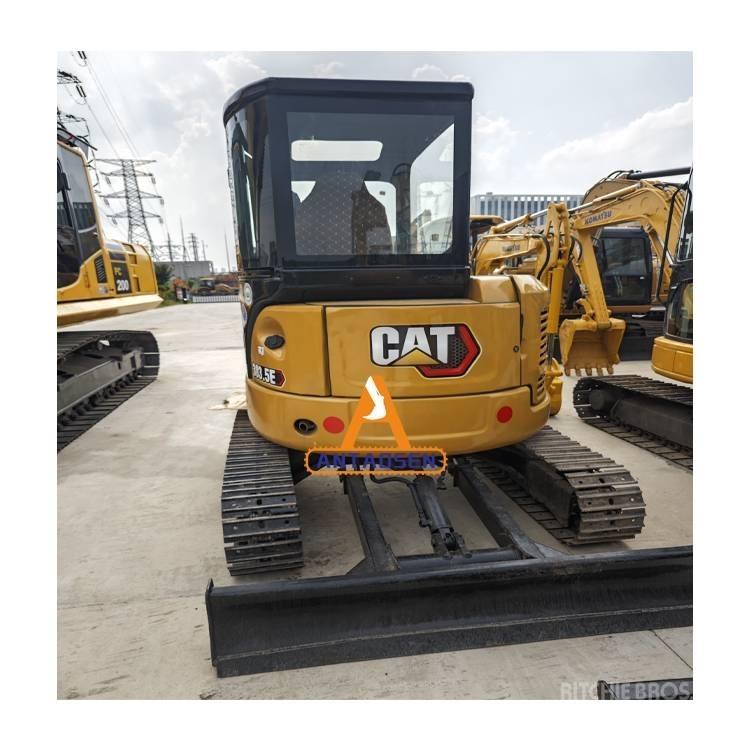 CAT 303.5 E CR 小型挖掘机