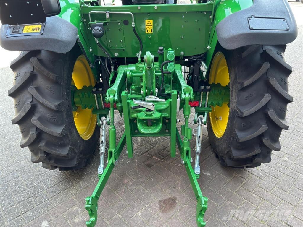 John Deere 5050E 拖拉机/农用车