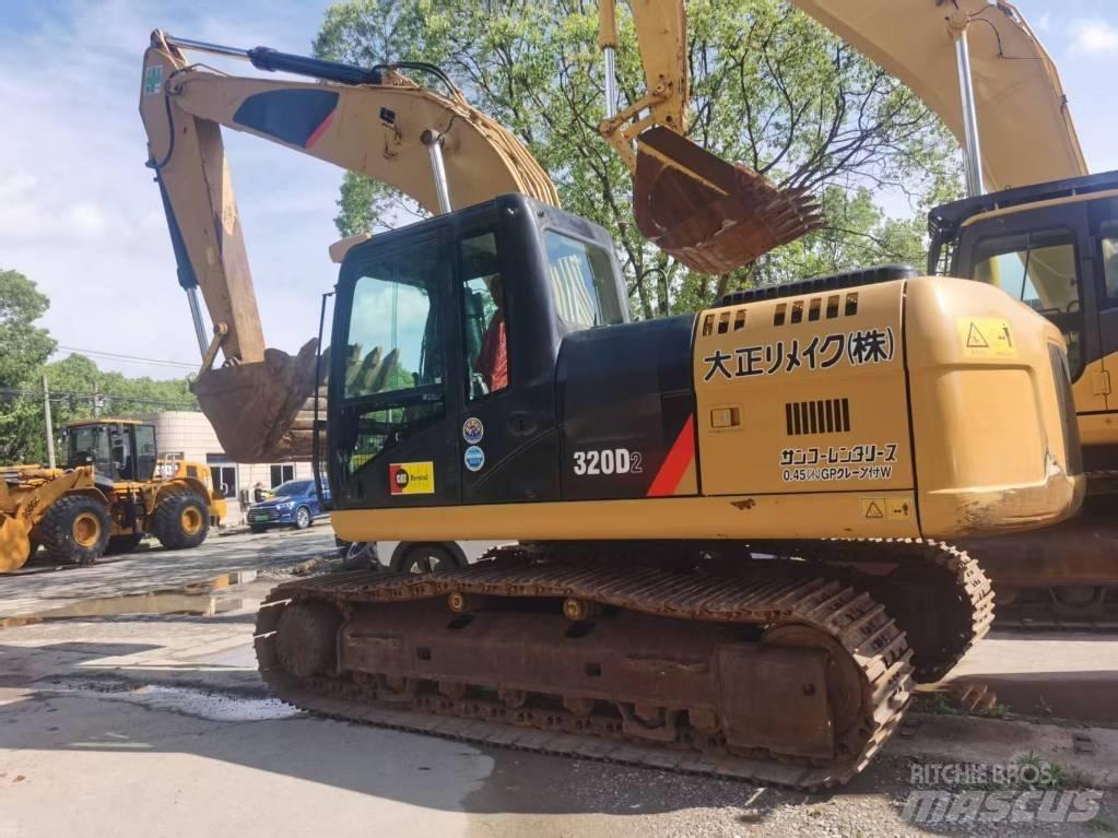 CAT 320d2 履带挖掘机