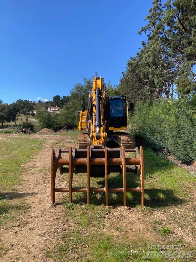 JCB JS 220 X 履带挖掘机