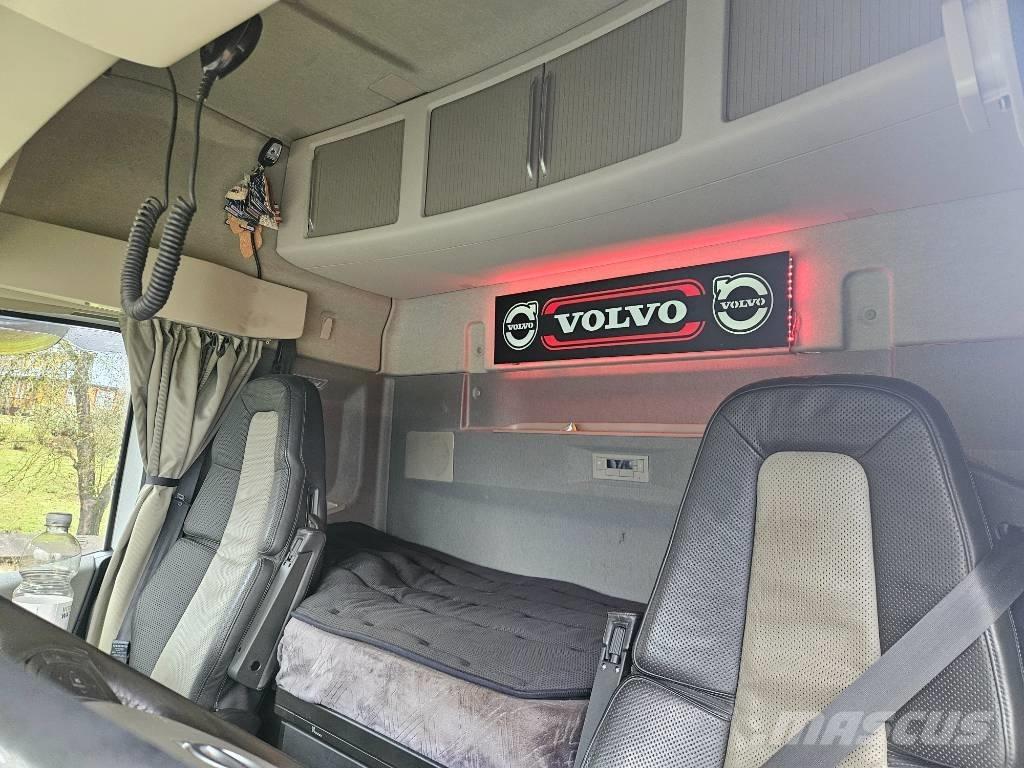 Volvo FH 13 500 木材运输车