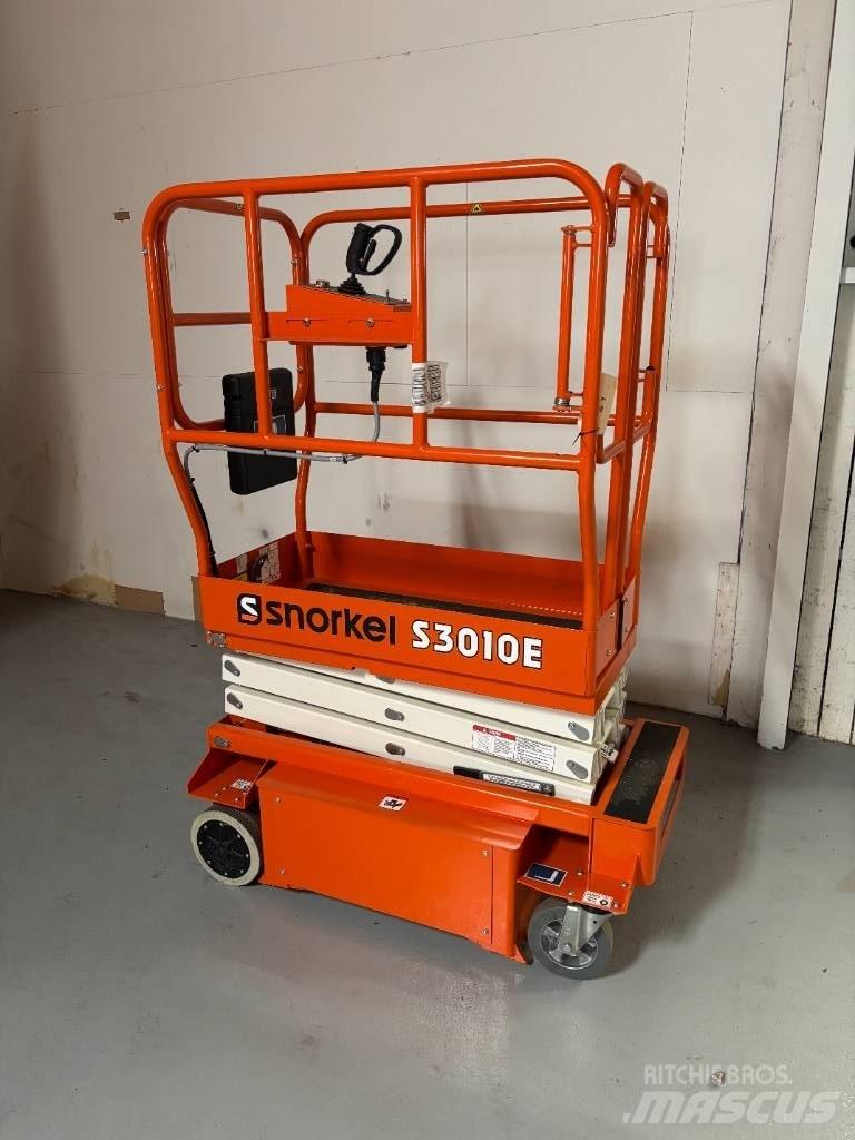 Snorkel S3010E 剪叉式升降机
