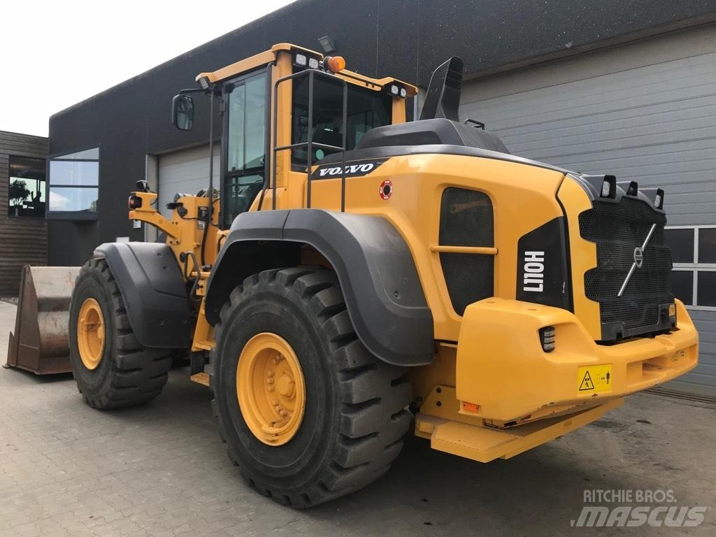 Volvo L110H 轮式装载机