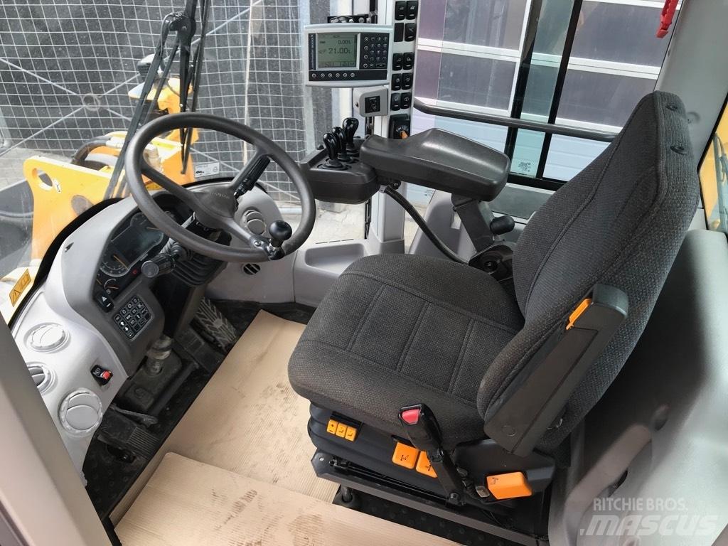 Volvo L110H 轮式装载机