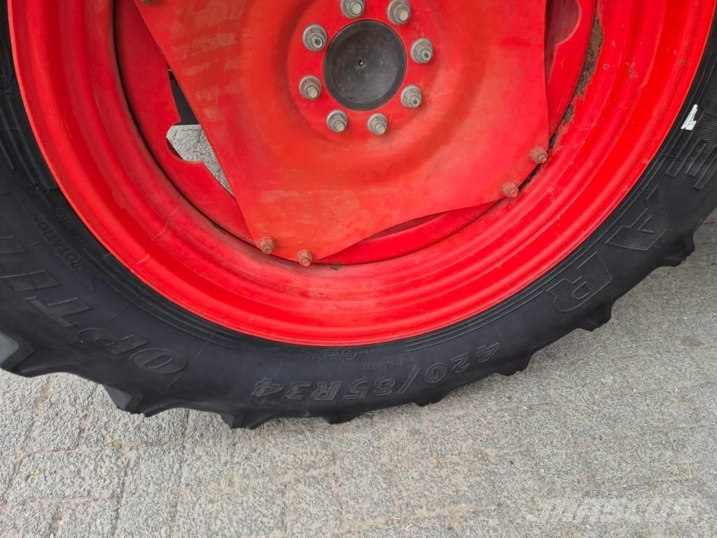 CLAAS Axos 330 CX 拖拉机/农用车