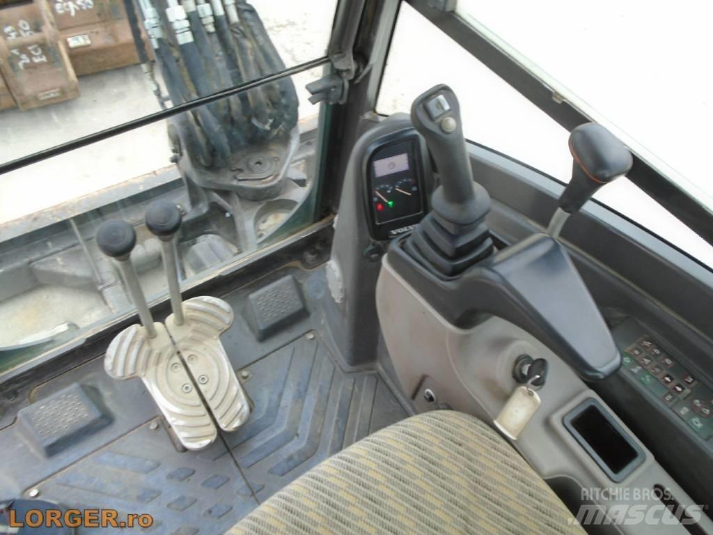 Volvo ECR 50 D 小型挖掘机