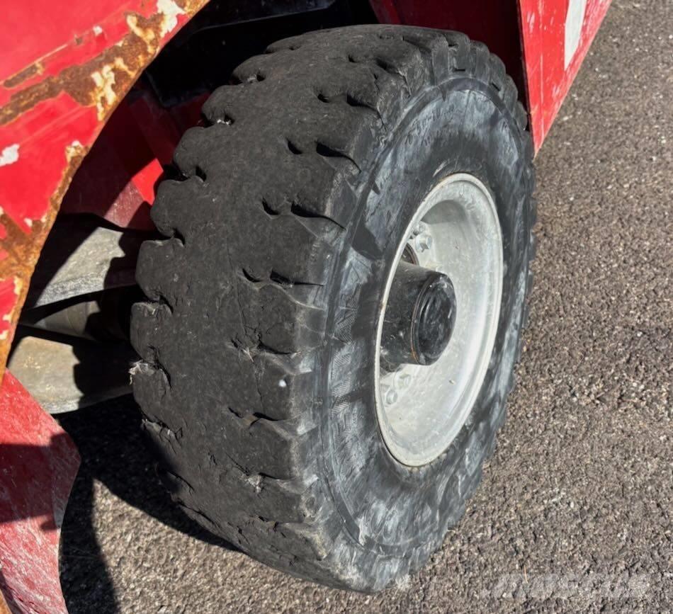 Manitou MI 35 D 柴油叉车