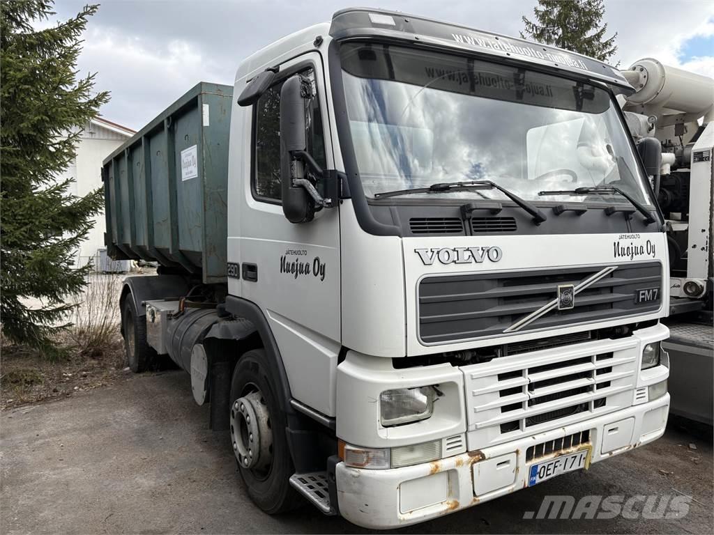 Volvo FM7 可拆卸式卡车