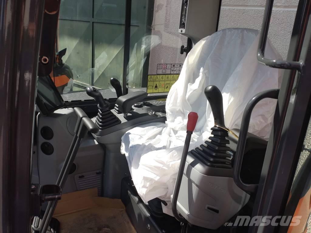 Develon DX 55 R-7 小型挖掘机