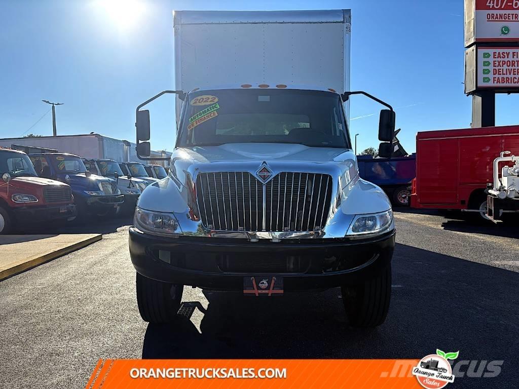 International MV607 厢式货车