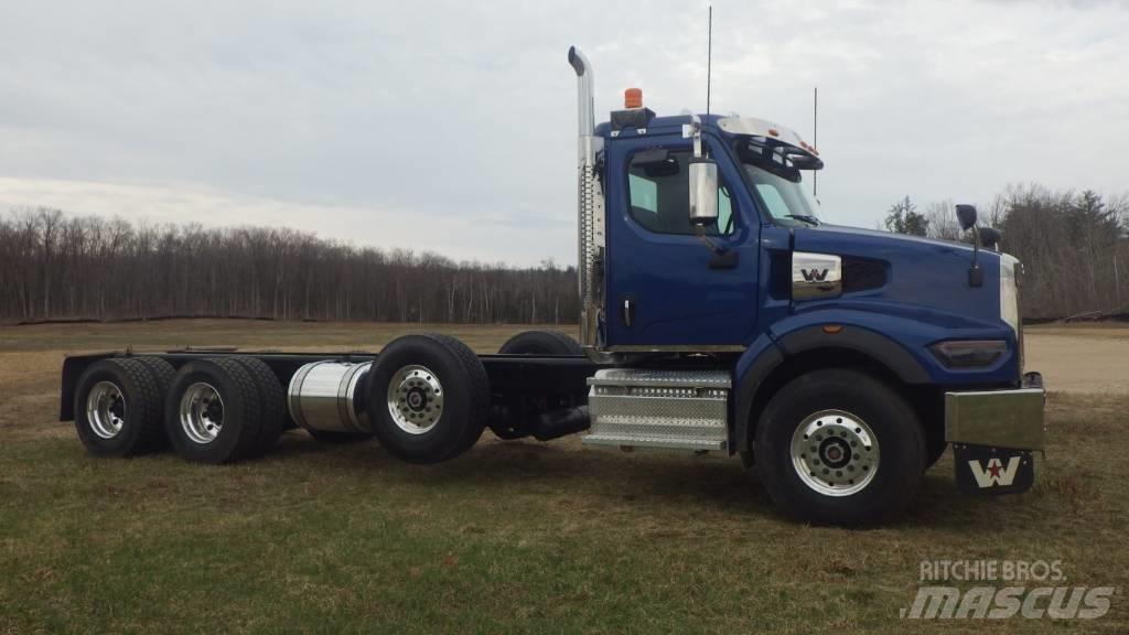 Western Star 49 X 平板车
