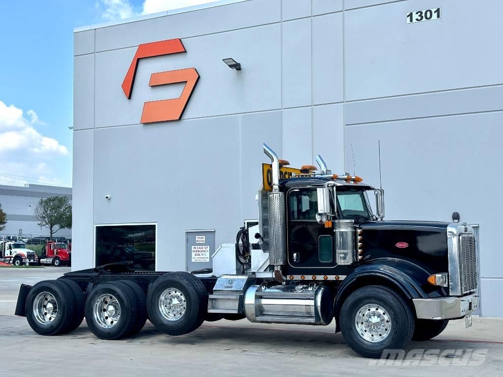 Peterbilt 357 牵引车