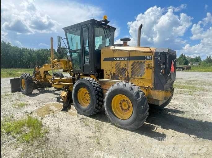 Volvo G 740 平地机/推土机