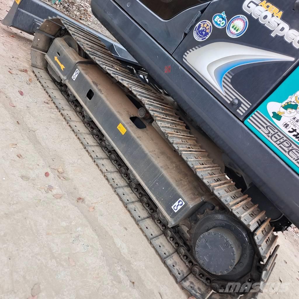 Kobelco SK 75 小型挖掘机