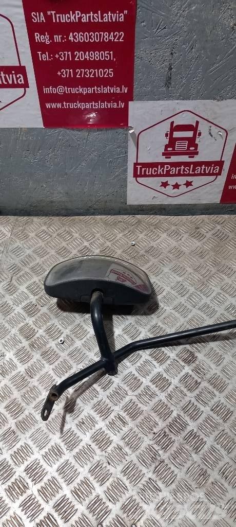 Scania G 440.  1916864 驾驶室与内部