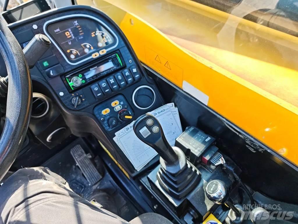 JCB 540-170 伸缩臂叉装车|叉装车