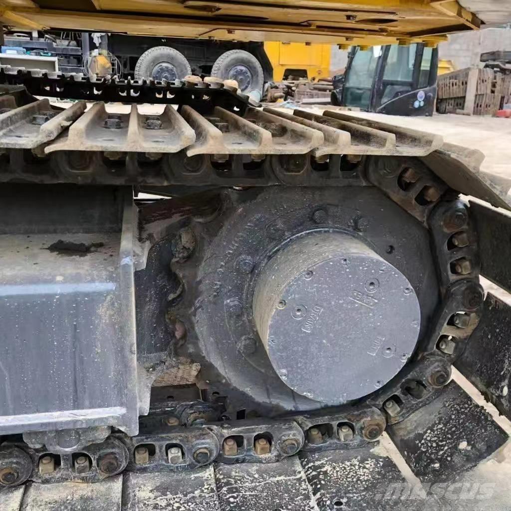 Komatsu PC 60 小型挖掘机