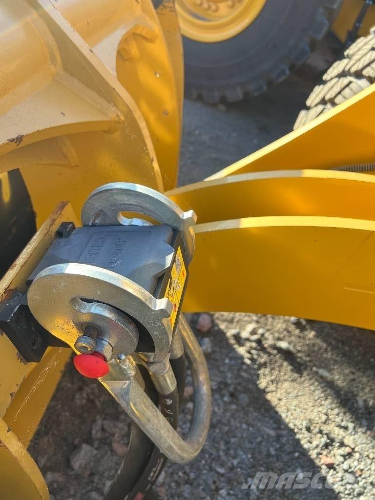 CAT 914 轮式装载机