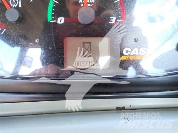 CASE 580SN 反铲装载机
