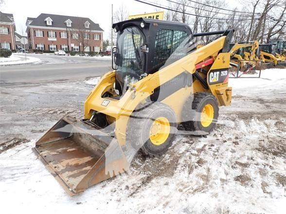 CAT 262D 滑移装载机
