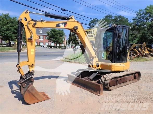 CAT 305.5E CR 小型挖掘机