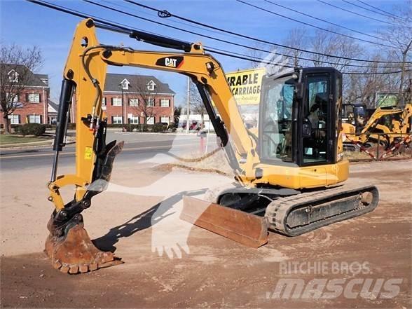 CAT 305.5E2 CR 小型挖掘机
