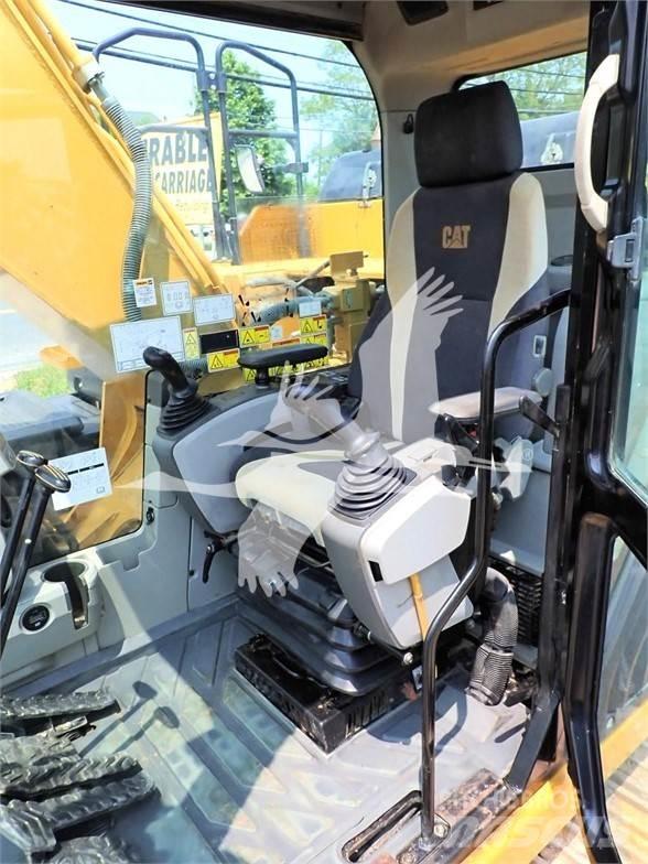 CAT 324EL 履带挖掘机