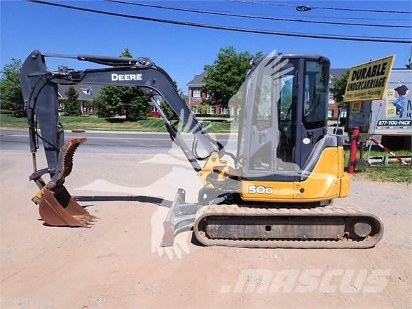 John Deere 50D 小型挖掘机