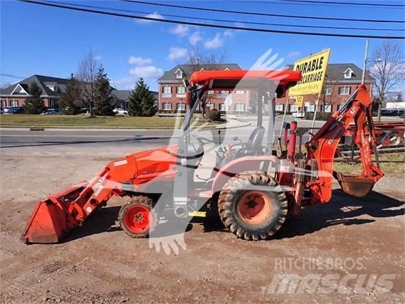 Kubota B26 反铲装载机