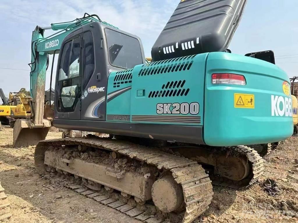 Kobelco SK 200 履带挖掘机