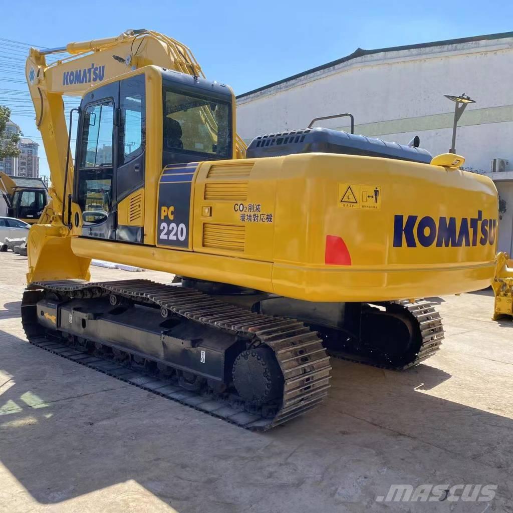 Komatsu PC 220 履带挖掘机