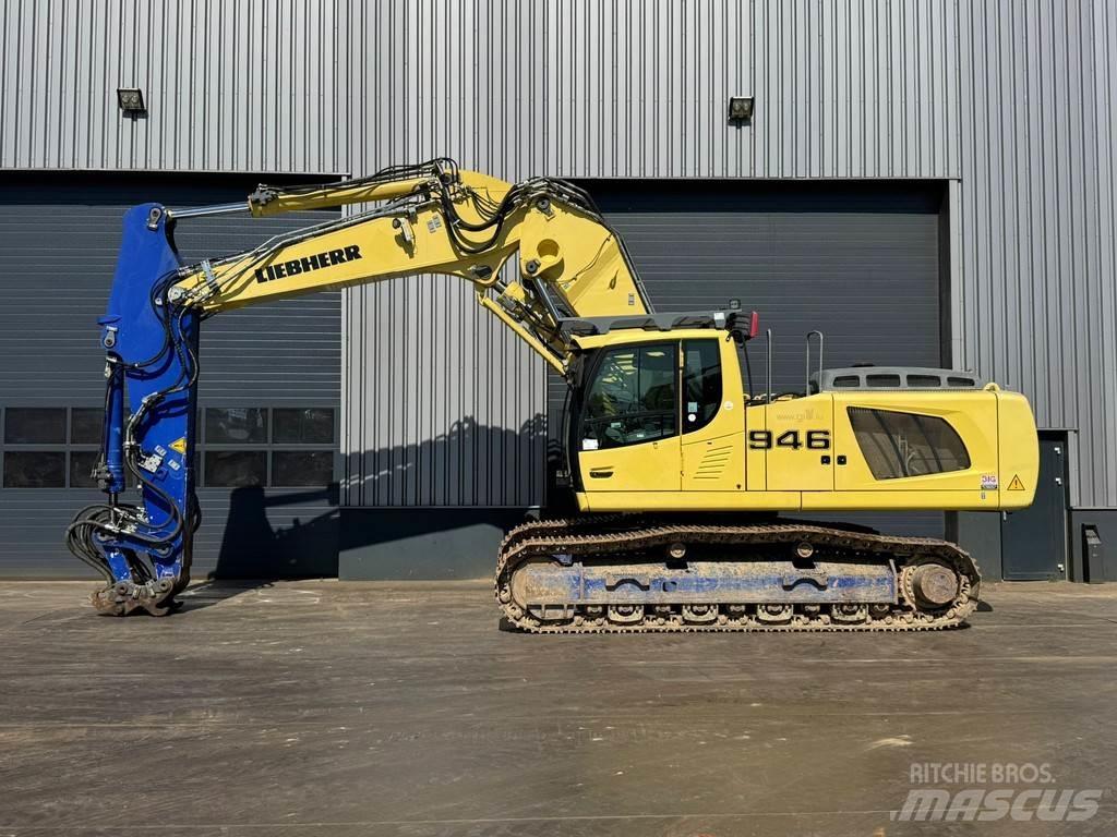 Liebherr R946 特种挖掘机