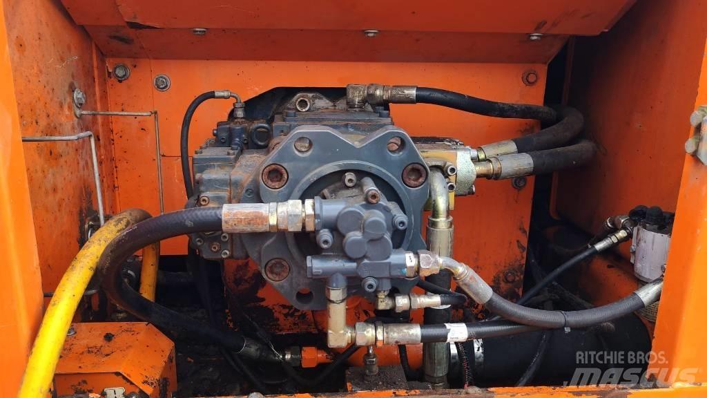 Doosan DX 225 LC 履带挖掘机