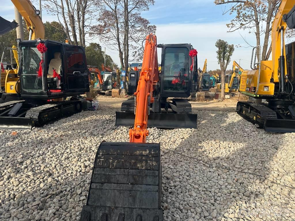 Hitachi ZX 70 小型挖掘机