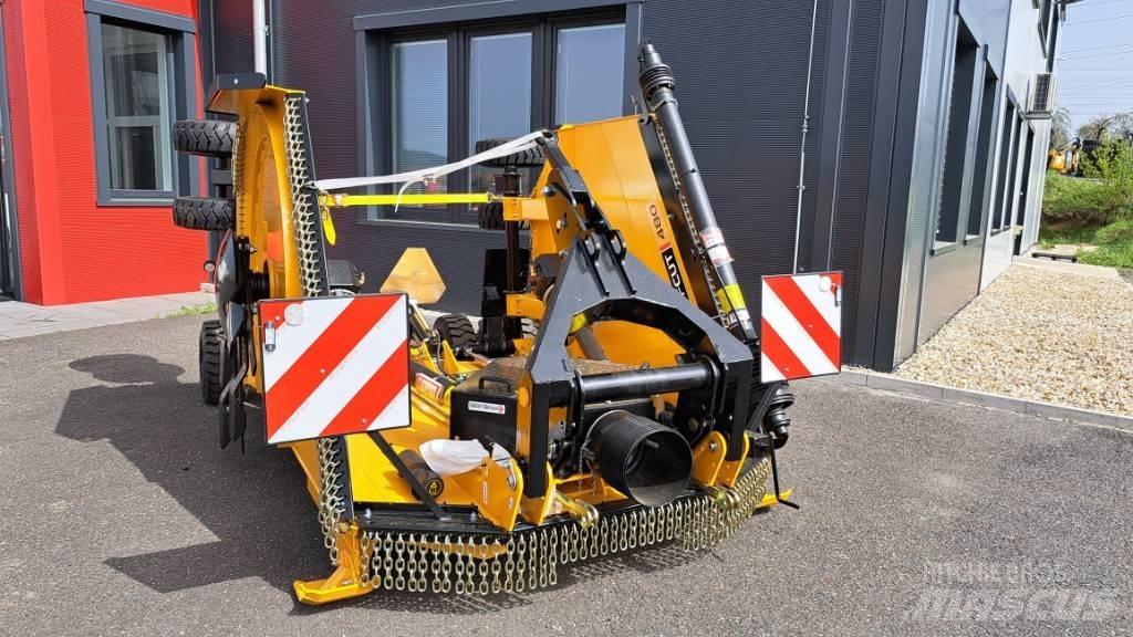 McConnel TUFFCUT 480 牧场割草机和切顶器
