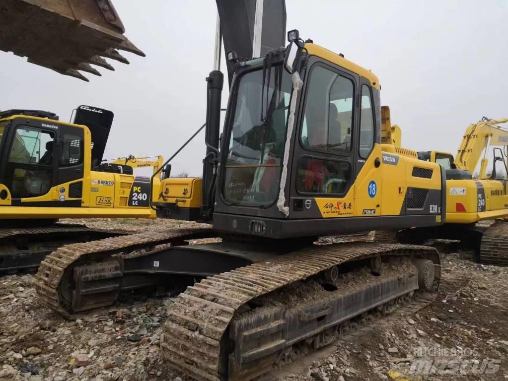 Volvo EC 290 B LC 履带挖掘机