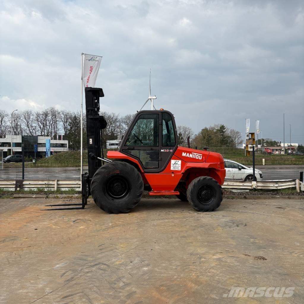 Manitou M 30.4 越野叉车|叉装车