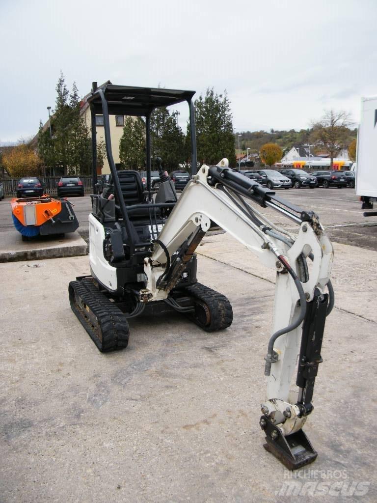 Yanmar Vio 17 小型挖掘机