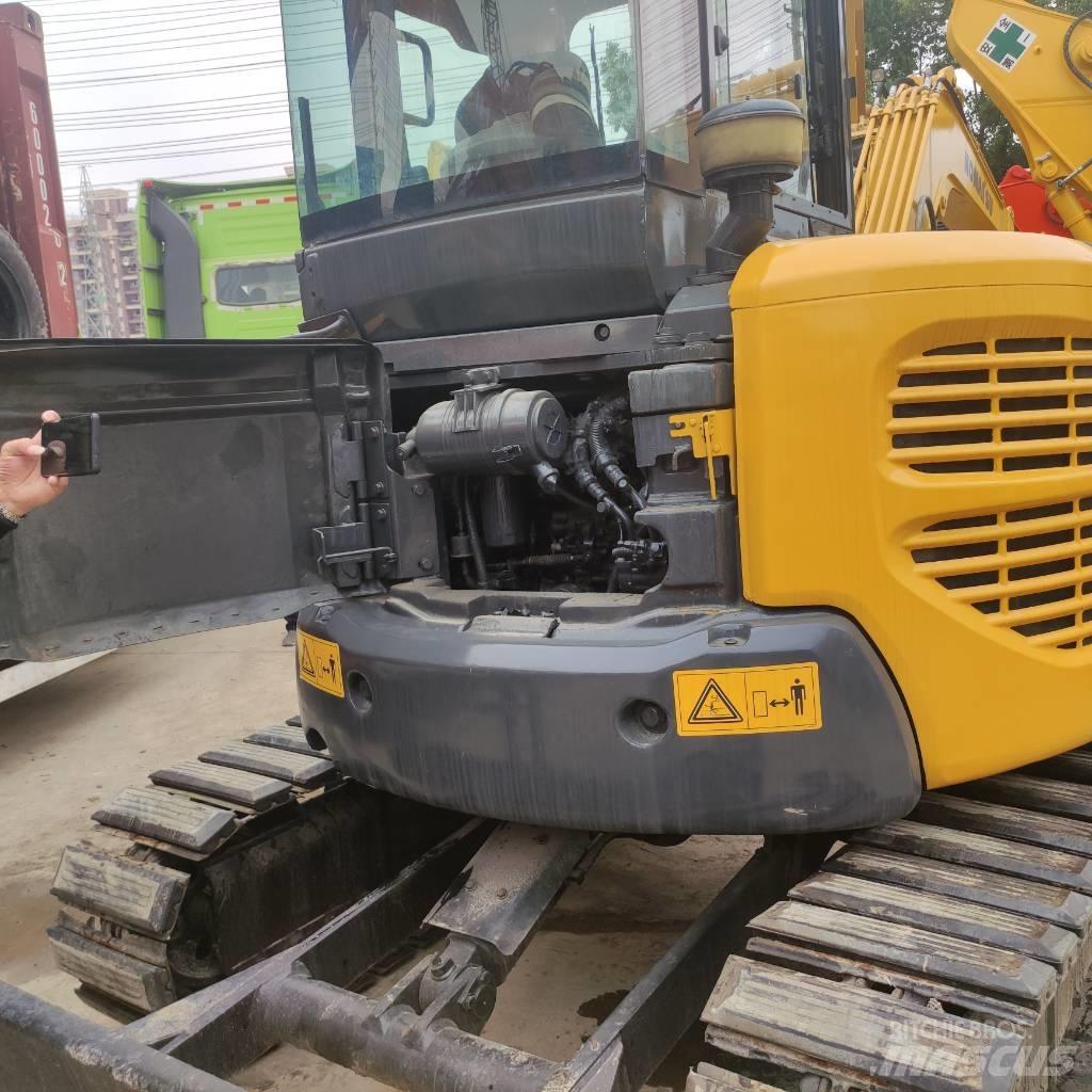 Komatsu PC 55 小型挖掘机