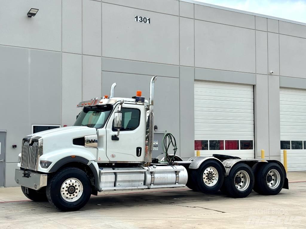 Western Star 49 X 牵引车
